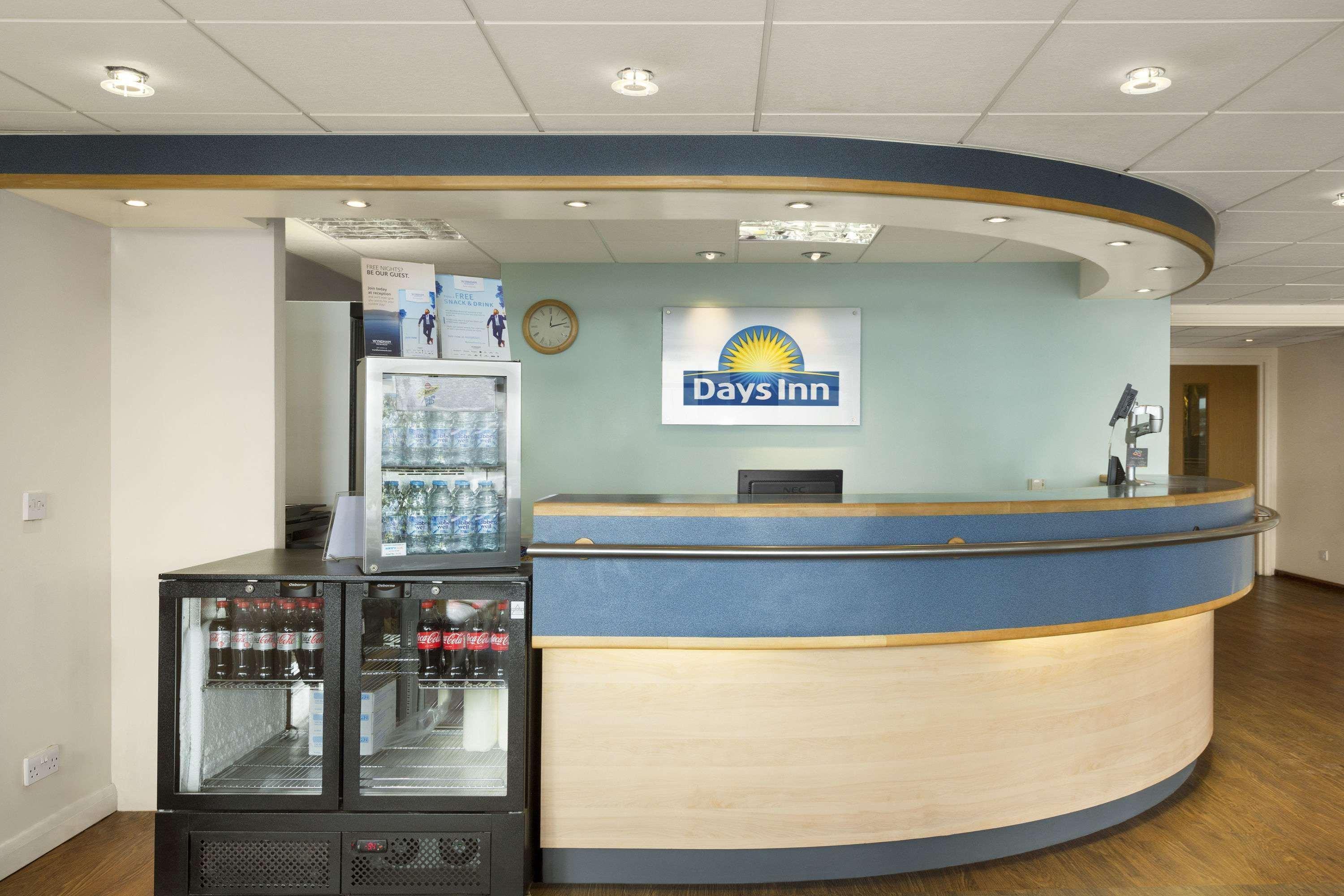 Days Inn Hotel Лестер Екстер'єр фото